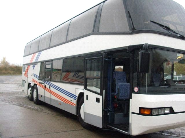 Autobusu parks Rīga Divstāvu Neoplan